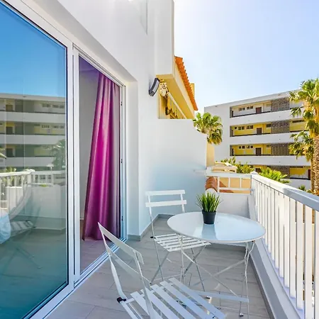 Chill Out House 칼라오살바헤