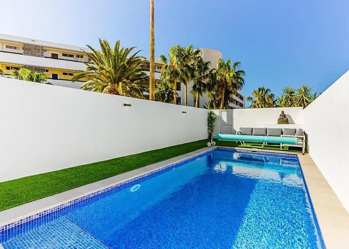 Chill Out House 別荘 *