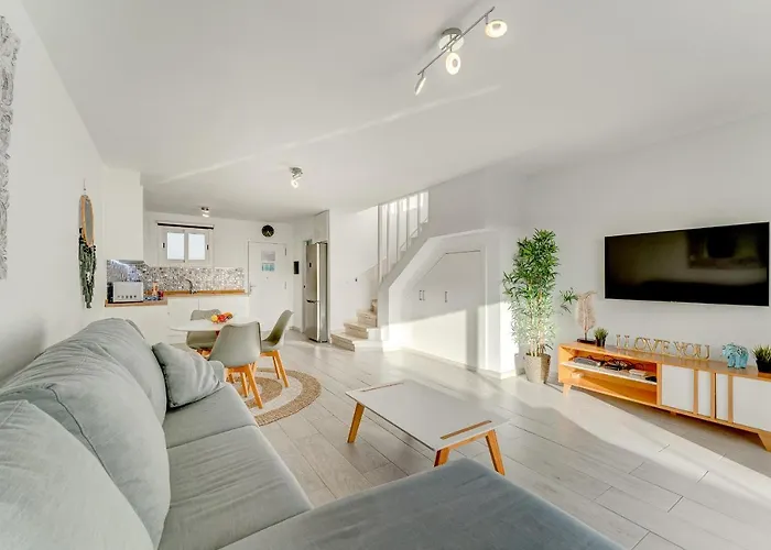 펜션 Chill Out House